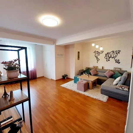 Hillside Apartment Tsaghkadzor Exteriör bild